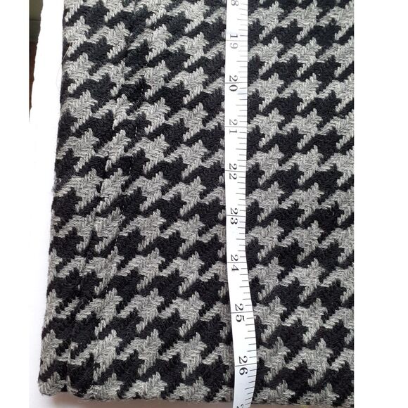 $275 DKNY Houndstooth Black Grey Womens Size 4 Tweed Wool Pencil Skirt NWT - Picture 8 of 15